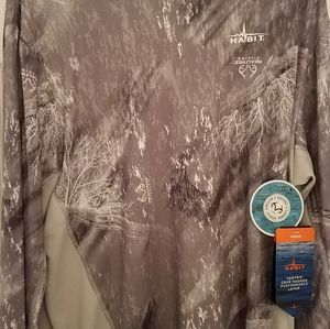 Mens hooded performance shirt